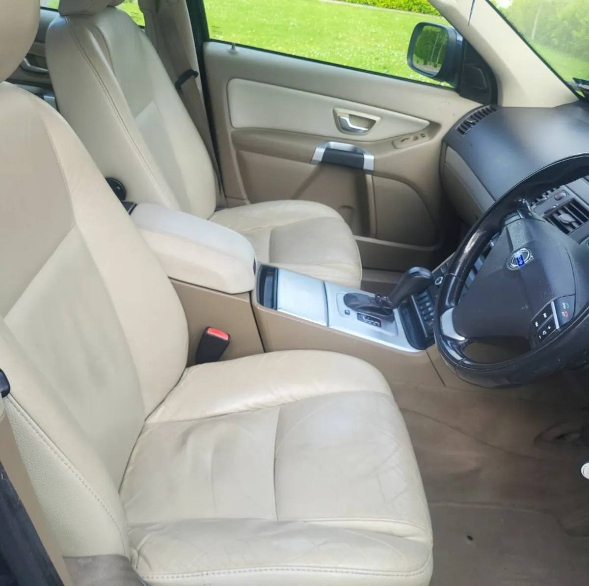 Volvo XC90 2012 - Image 4