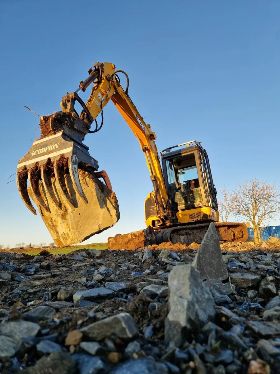 MDE Scorpion Grab for Excavator - Image 1