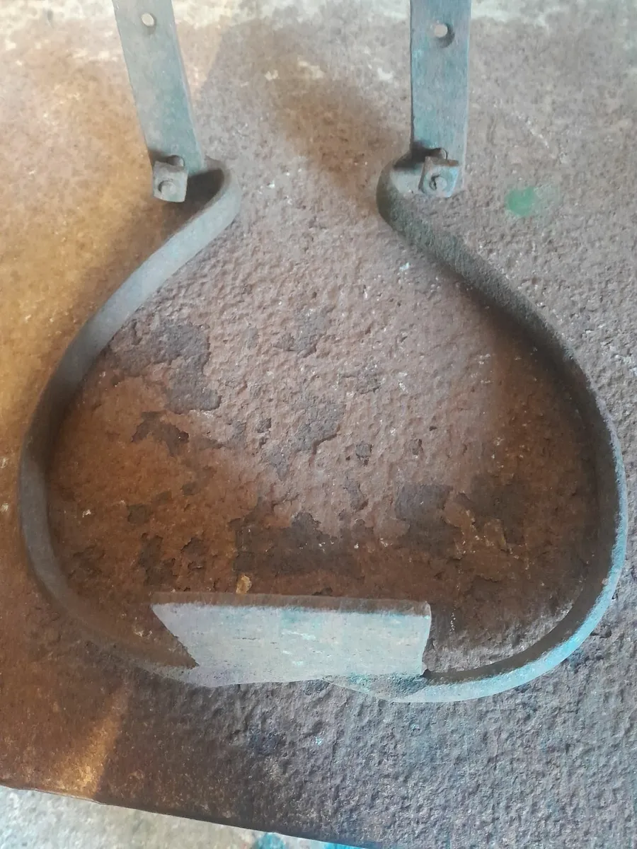 Forge made carrage step - Image 4