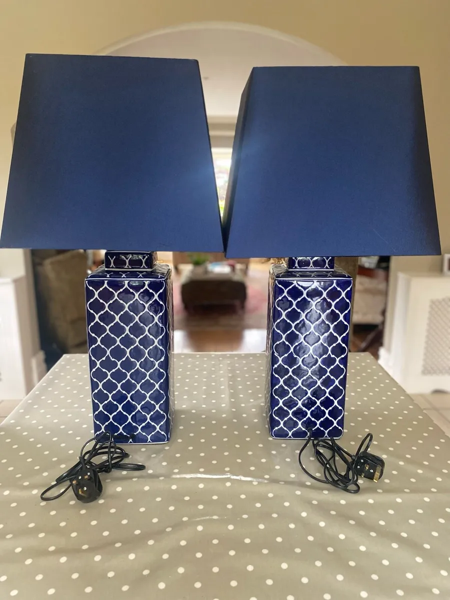 Matching pair of lamps