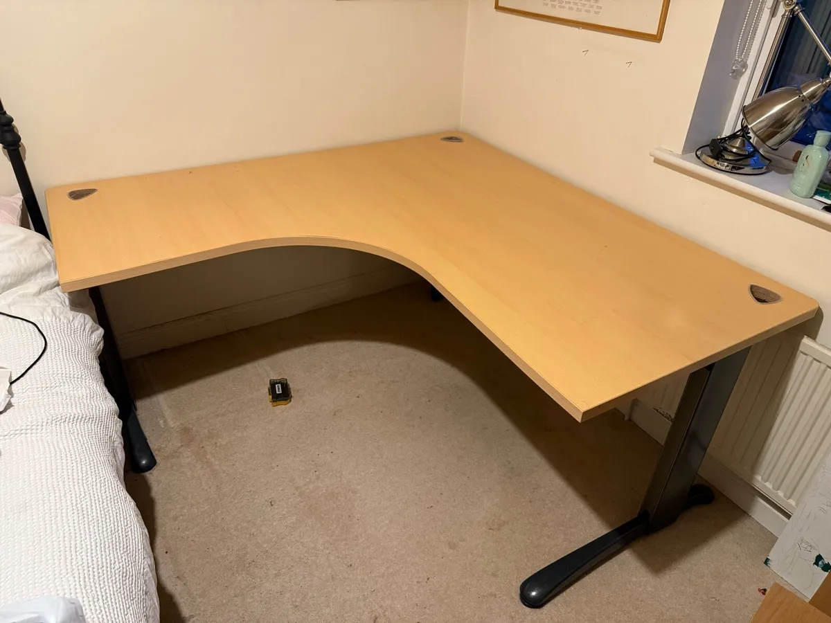 Large Corner Desk - Image 1