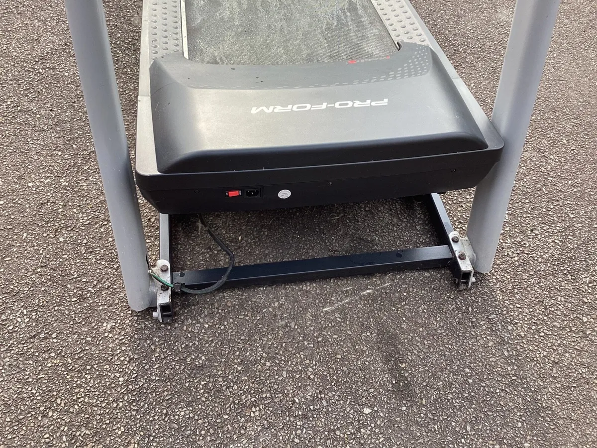 Treadmill available for free - has stopped working - Image 4