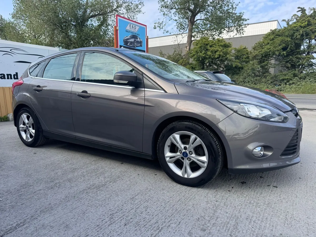 12 Ford Focus 1.6D ZETEC Low Miles Warranty - Image 2