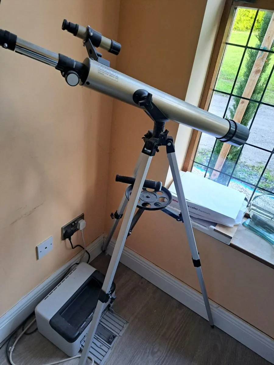 Fusion Science Refractor Toy Telescope 700mm - Image 2