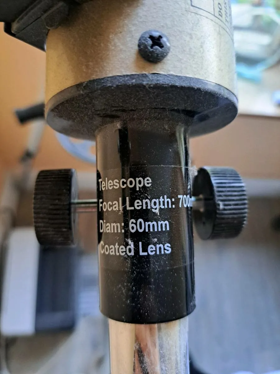 Fusion Science Refractor Toy Telescope 700mm - Image 3