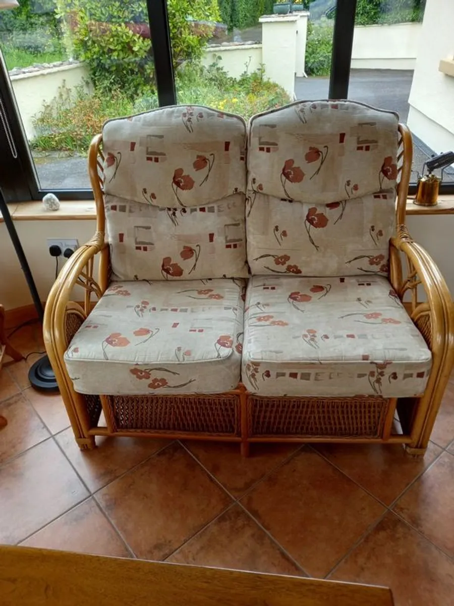 Wicker Couch and Armchairs - Image 1