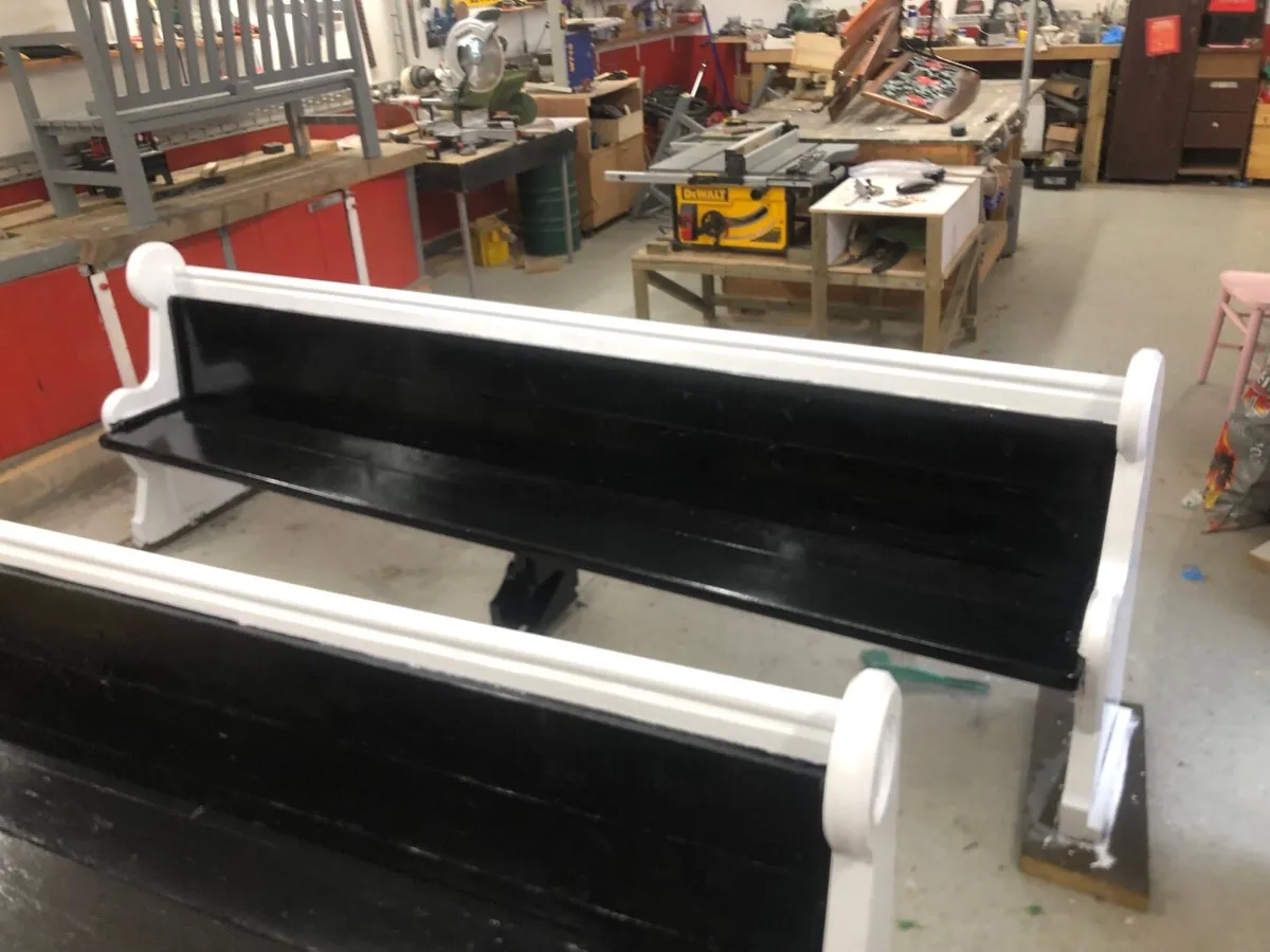Out door bench seating - Image 3
