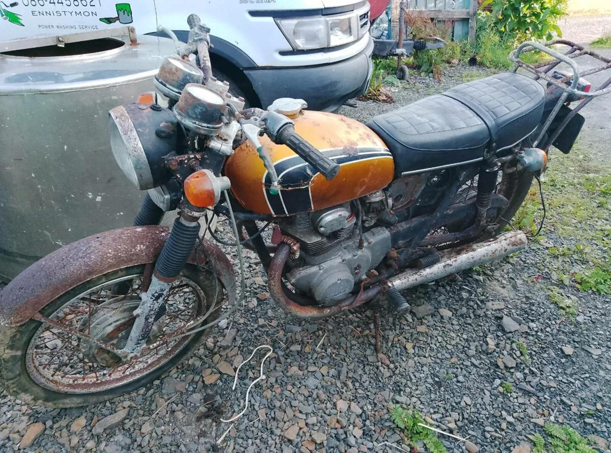 Honda 250 - Image 1