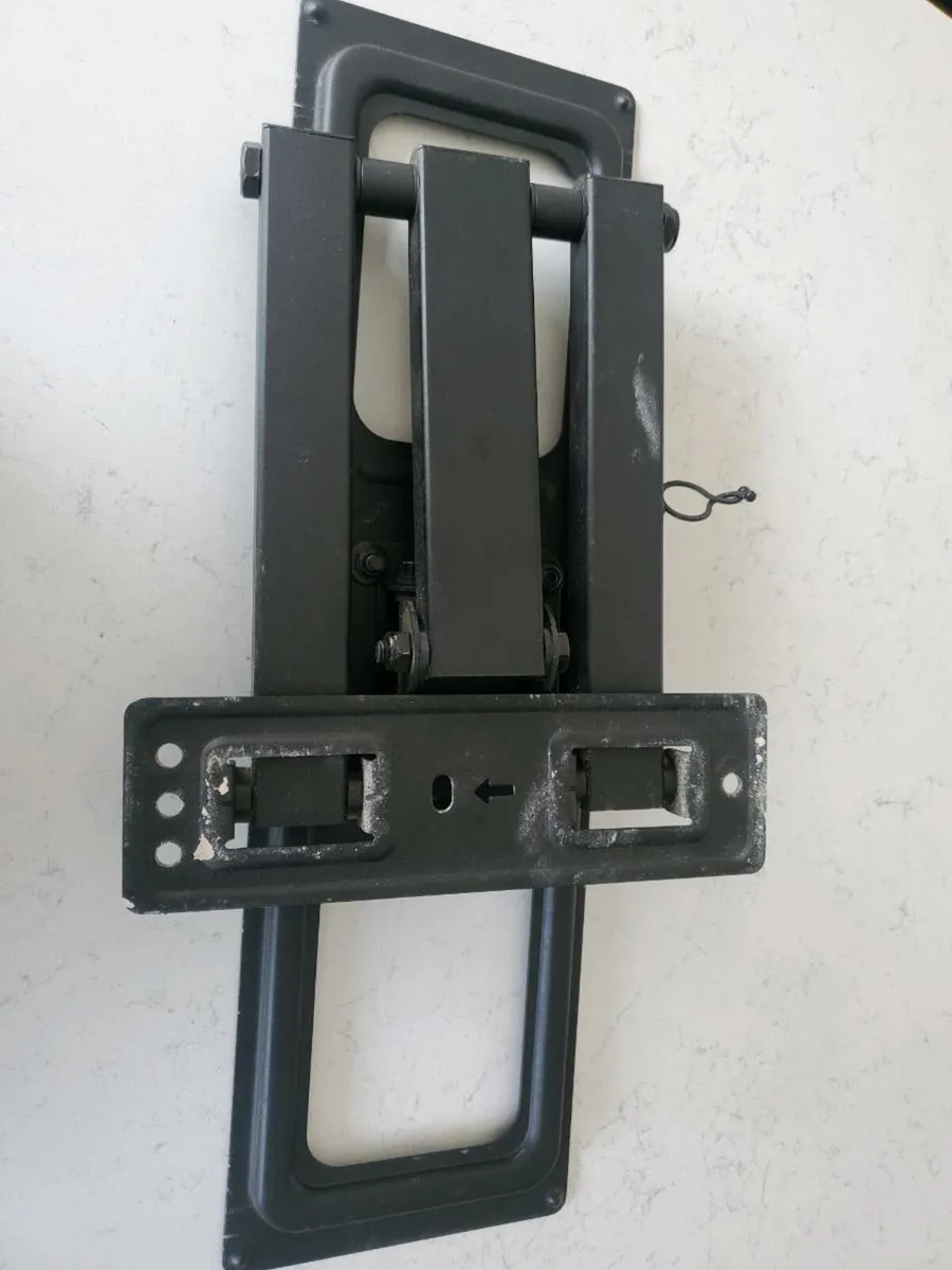Heavy Duty Rotational TV Wall Mount - Image 4