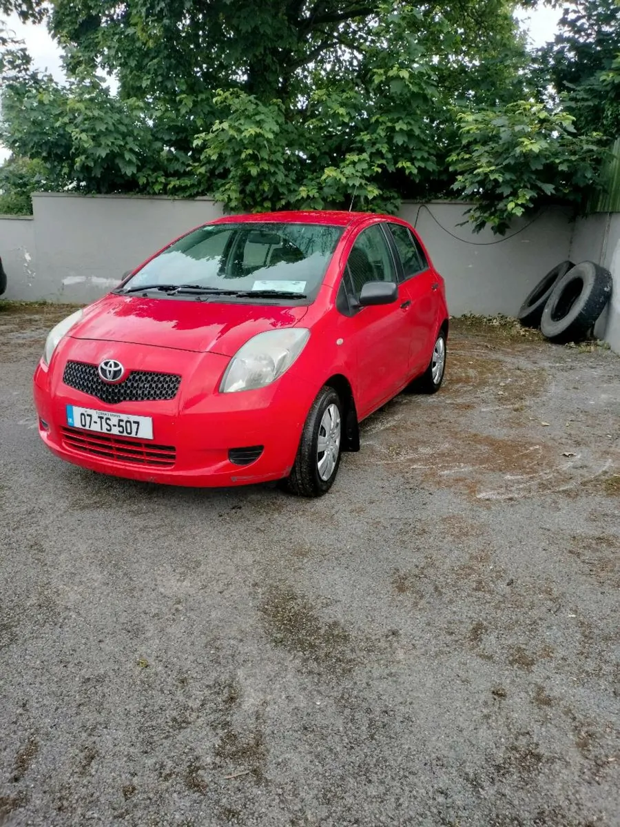 2007 Toyota yaris - Image 2