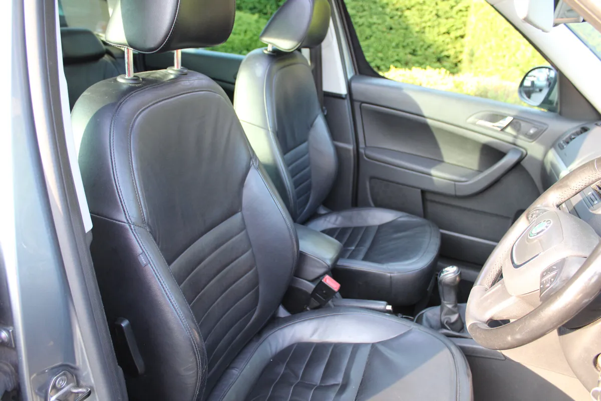 2010 SKODA YETI 2.0 TDI EXPERIENCE - Image 4