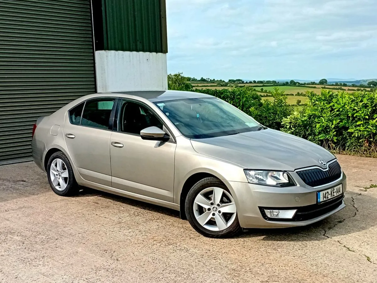 142 SKODA OCTAVIA 1.6TDi ☆ IMMACULATE ☆ - Image 1