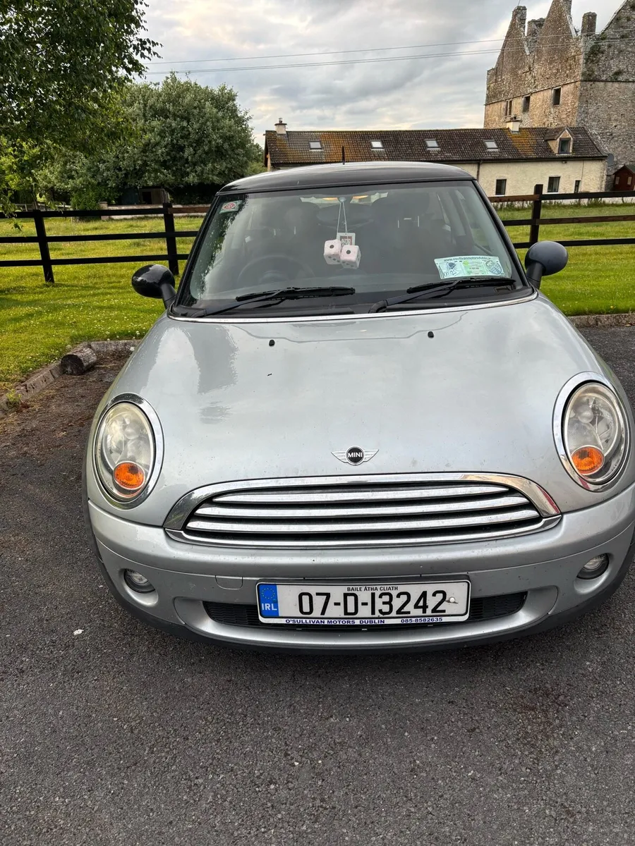 Mini Cooper - Image 2