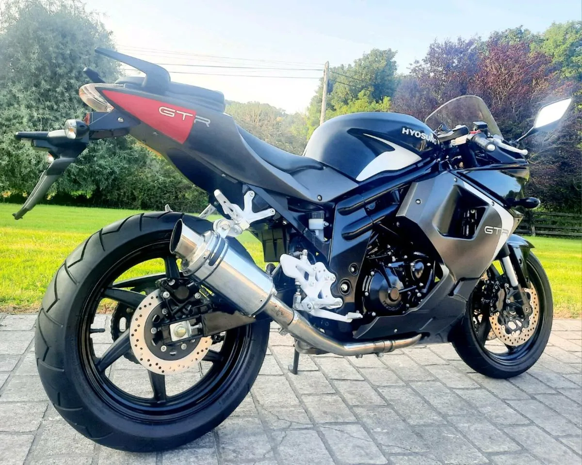 Hyosung GTR 650. 2018 - Image 4
