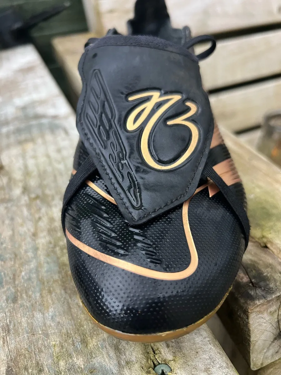Adidas Predators Jude Bellingham edition SIZE 8.5 - Image 3