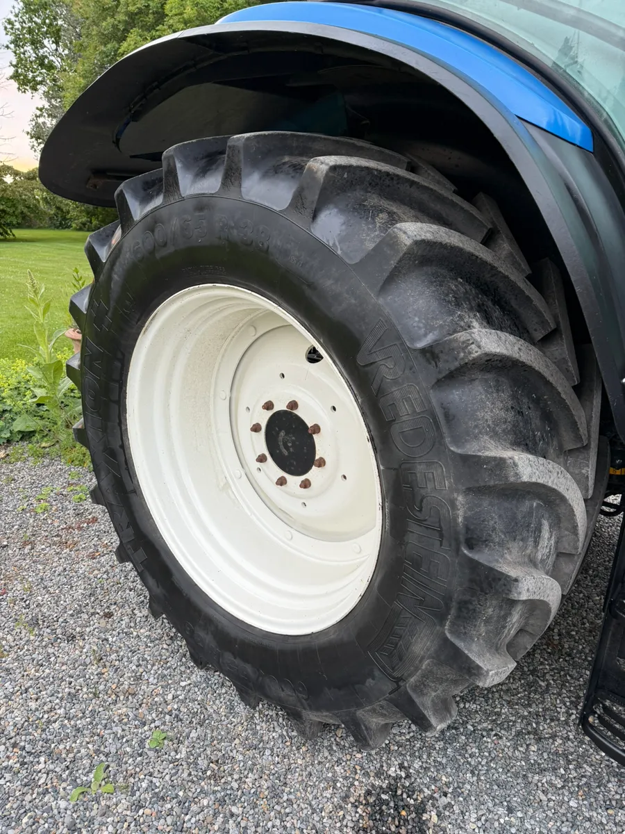 2015 New Holland T6.155 50k 7700 hours €49950 Plus - Image 4