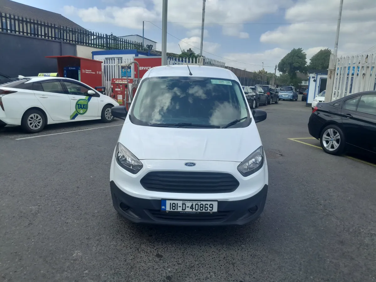 Ford Courier 2018 Excellent condition - Image 2