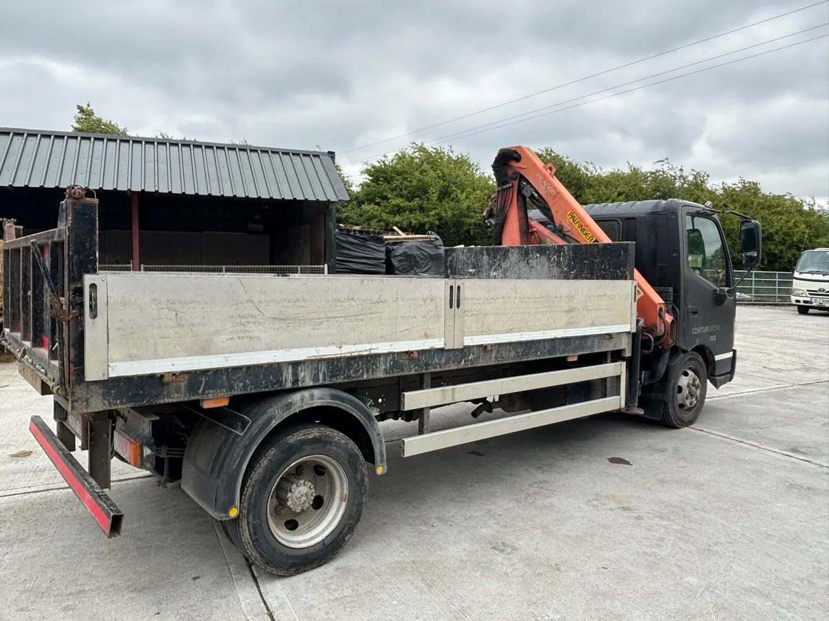 7.5 ton hino - Image 2