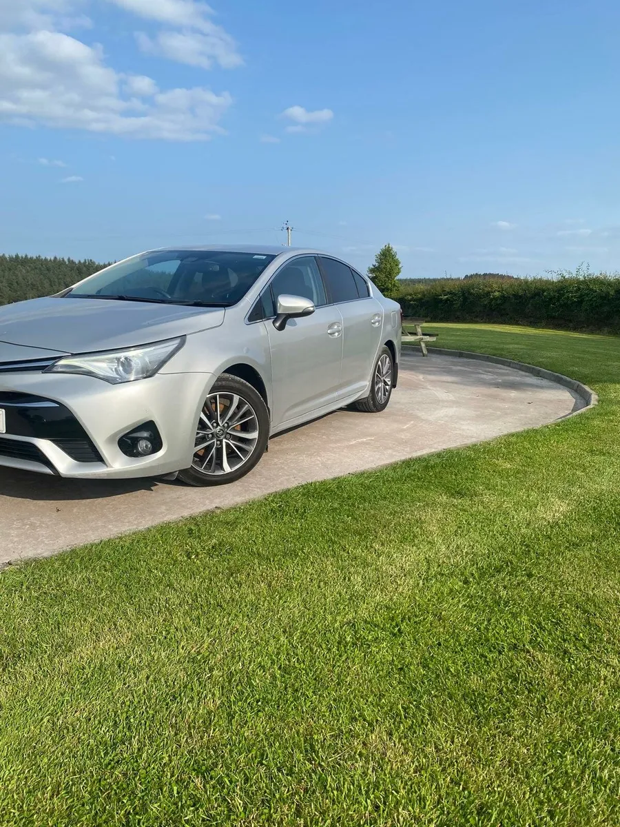 Toyota avensis - Image 3