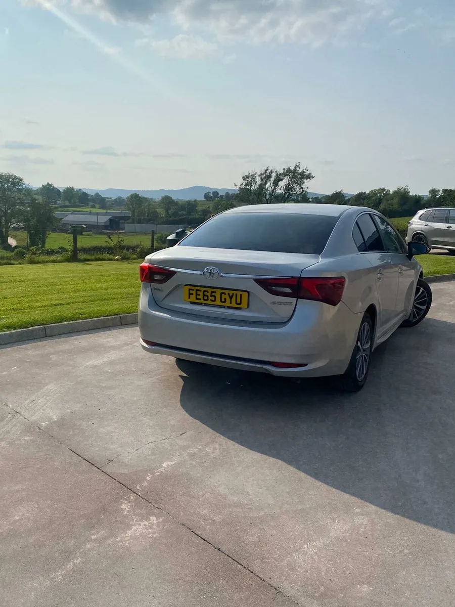 Toyota avensis - Image 4