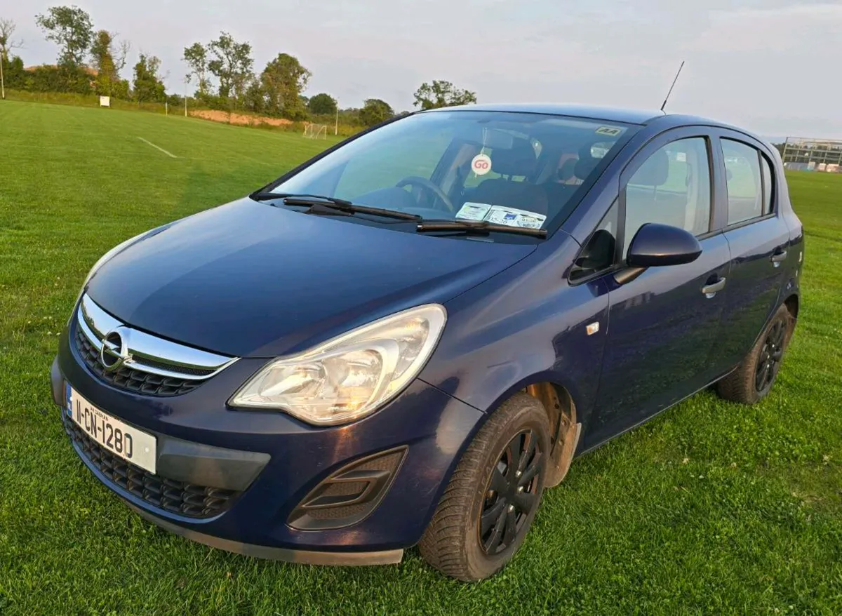 Opel Corsa automatic - Image 1