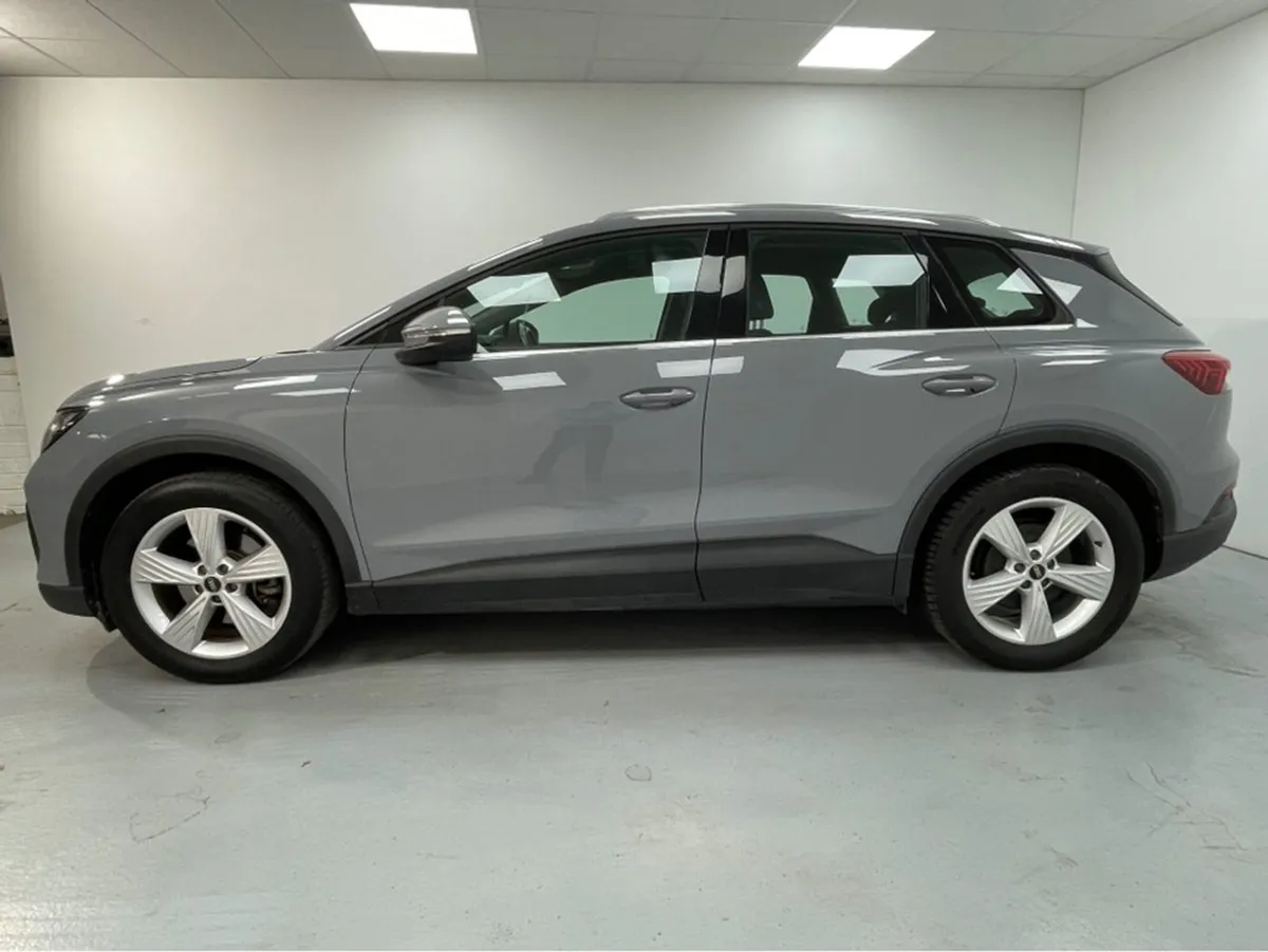 Audi Q4 E-tron 35 E-tron Advance 4DR Auto 40 - Image 3