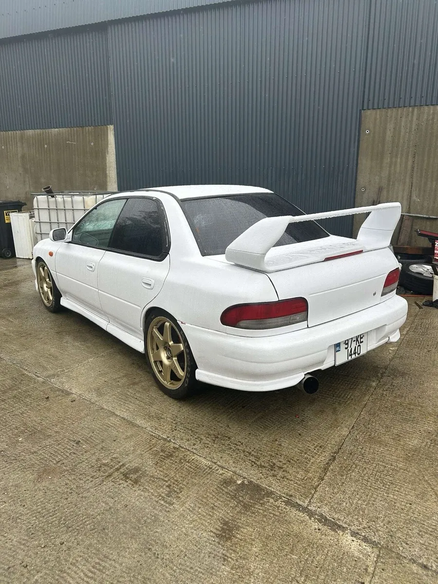 Subaru Impreza - Image 4