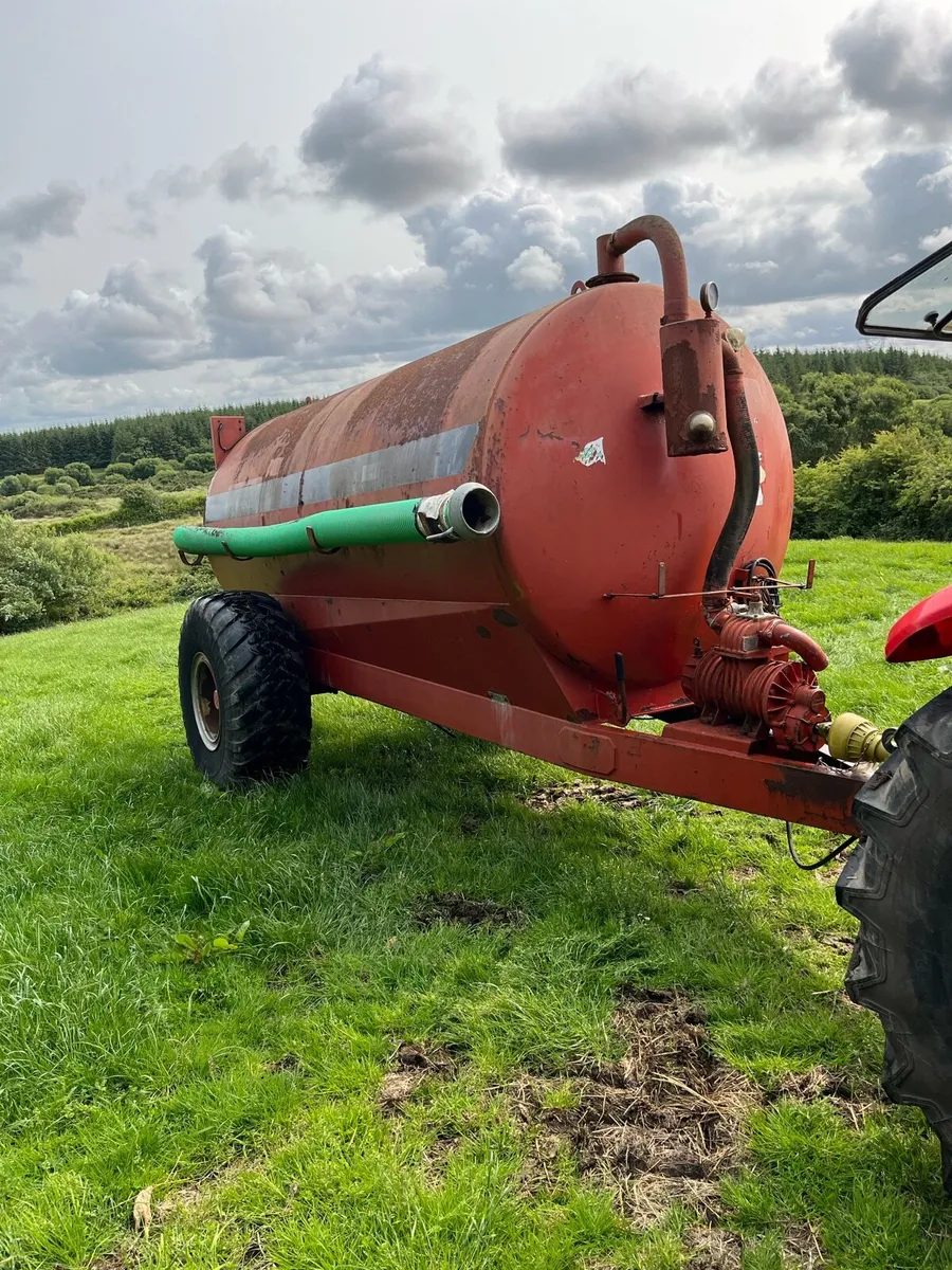 1600 gallon hispec slurry tank - Image 1