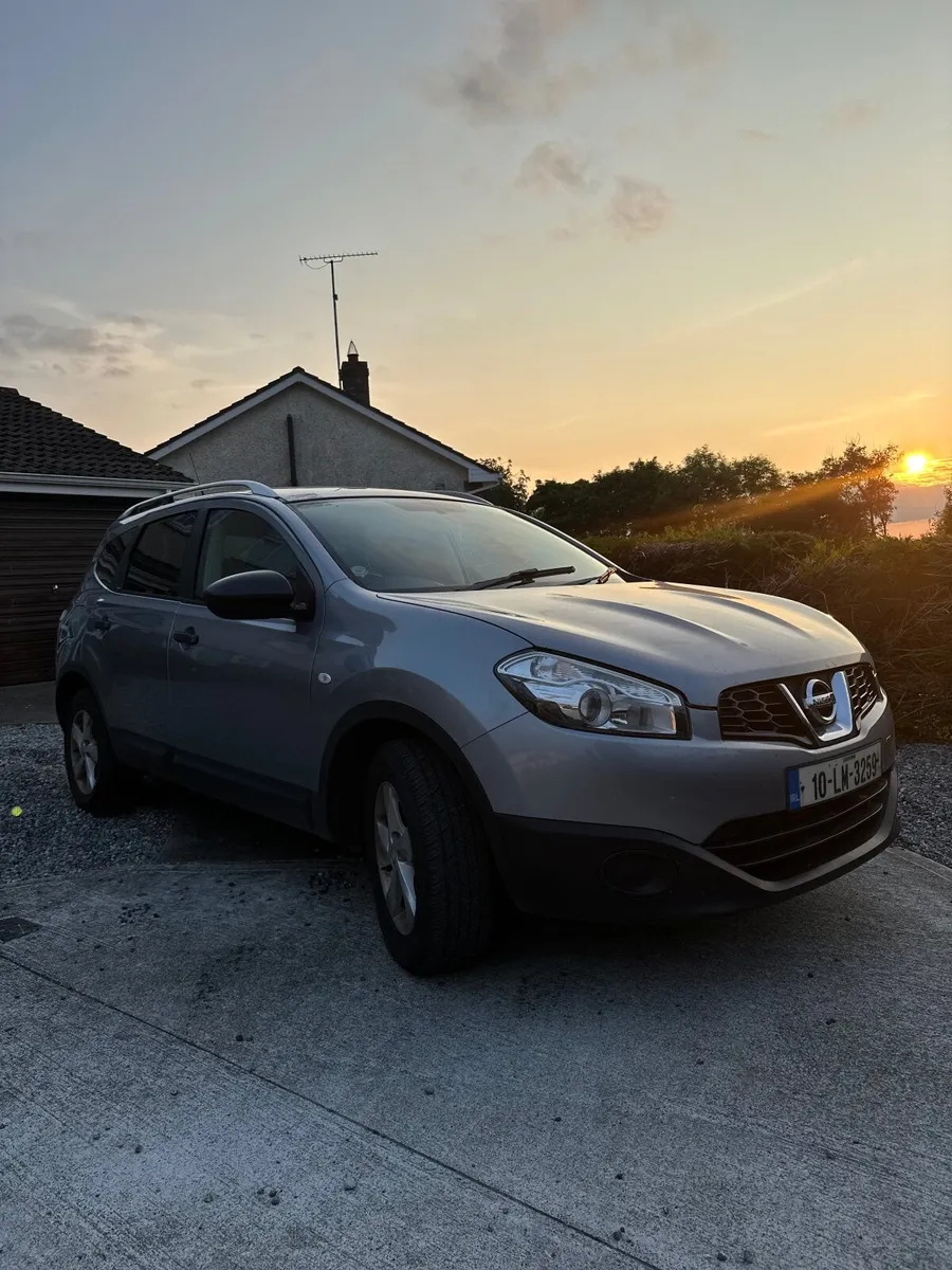 Nissan Qashqai+2 2010 - Image 1