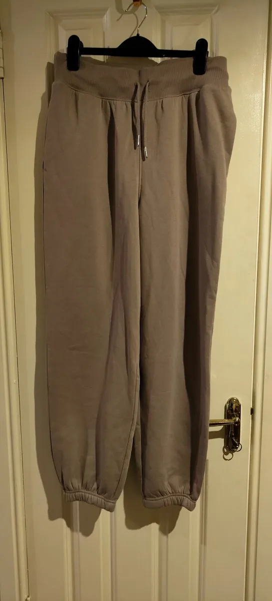 Joggers - Image 2