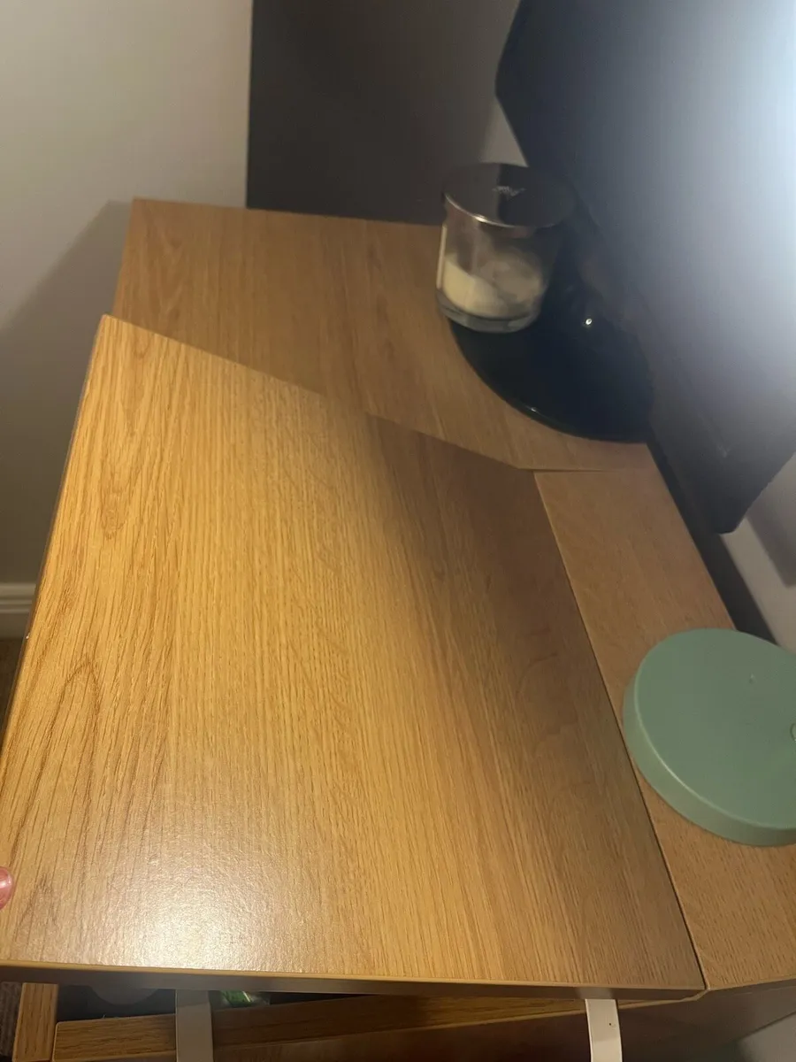 Dressing table - Image 2