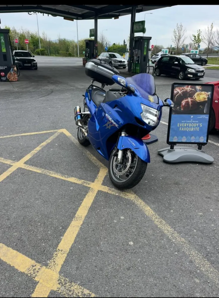 Honda Blackbird - Image 1