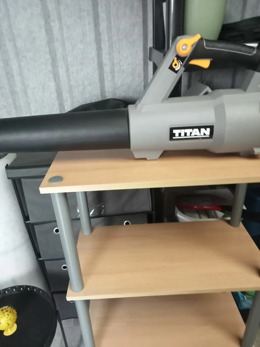 Leaf blower and rechargeable battery - Image 3