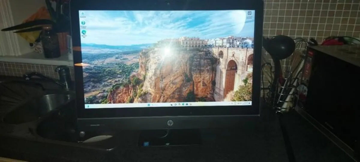 All in One HP800Elite Windows 11 _SSD