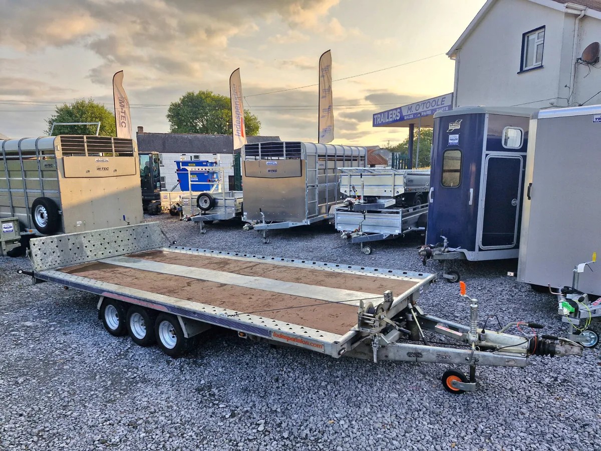16' x 6'8"  TILT BED TRANSPORTERS - Image 2