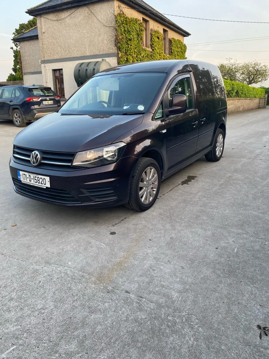 Commercial vehicle - Image 2