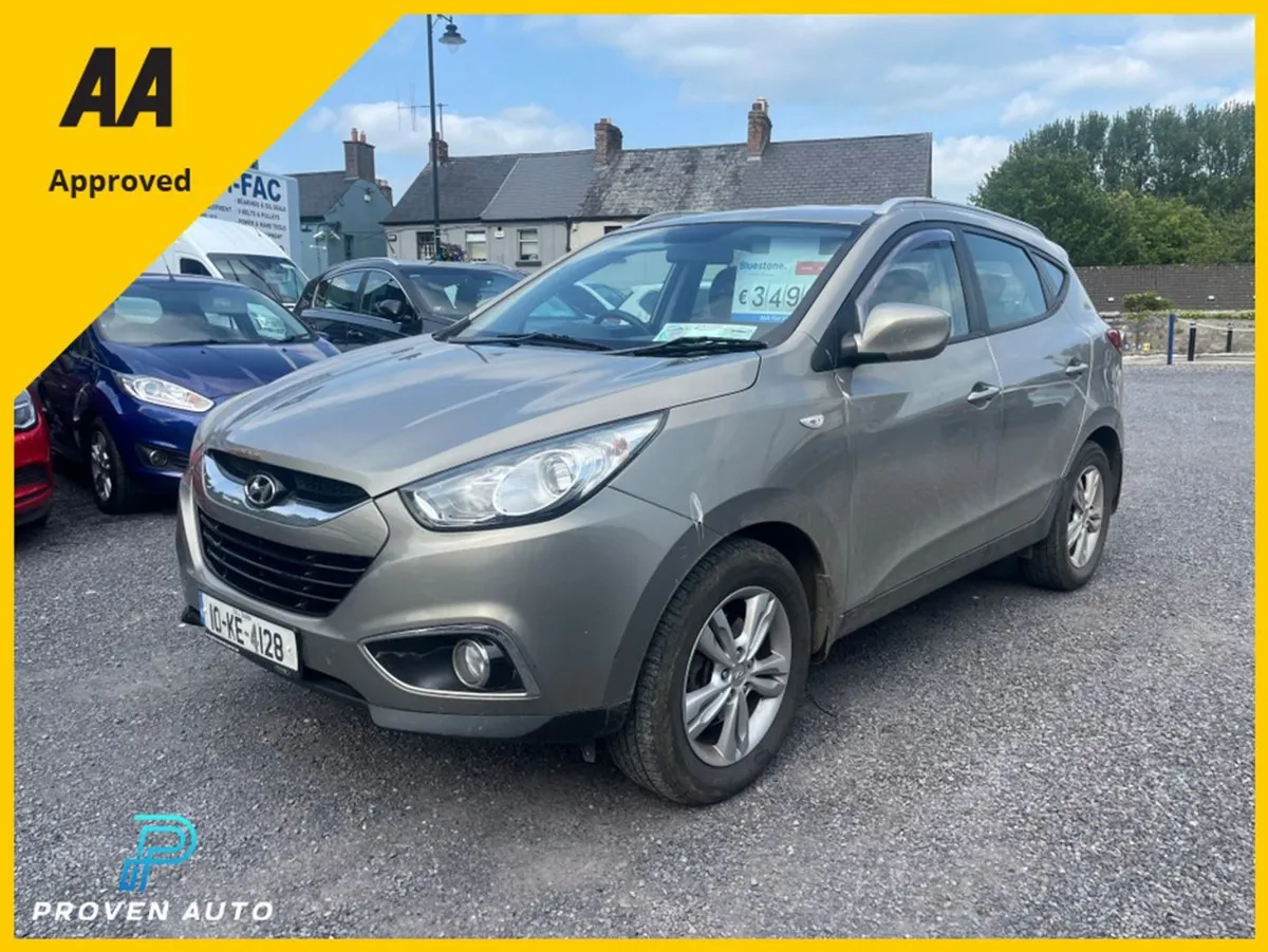 Hyundai ix35 2.0 Litre Crossover 5DR - Image 3