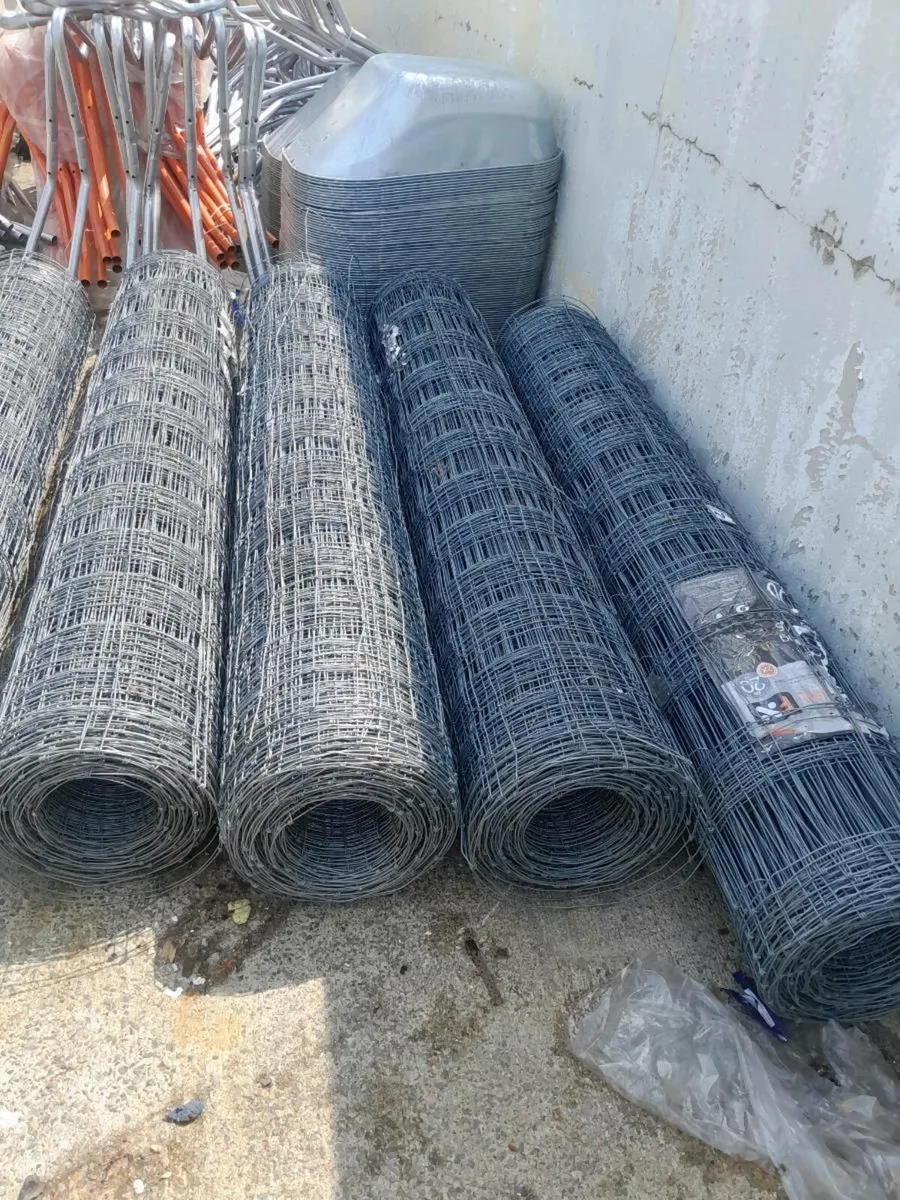 Wire fencing - Image 1