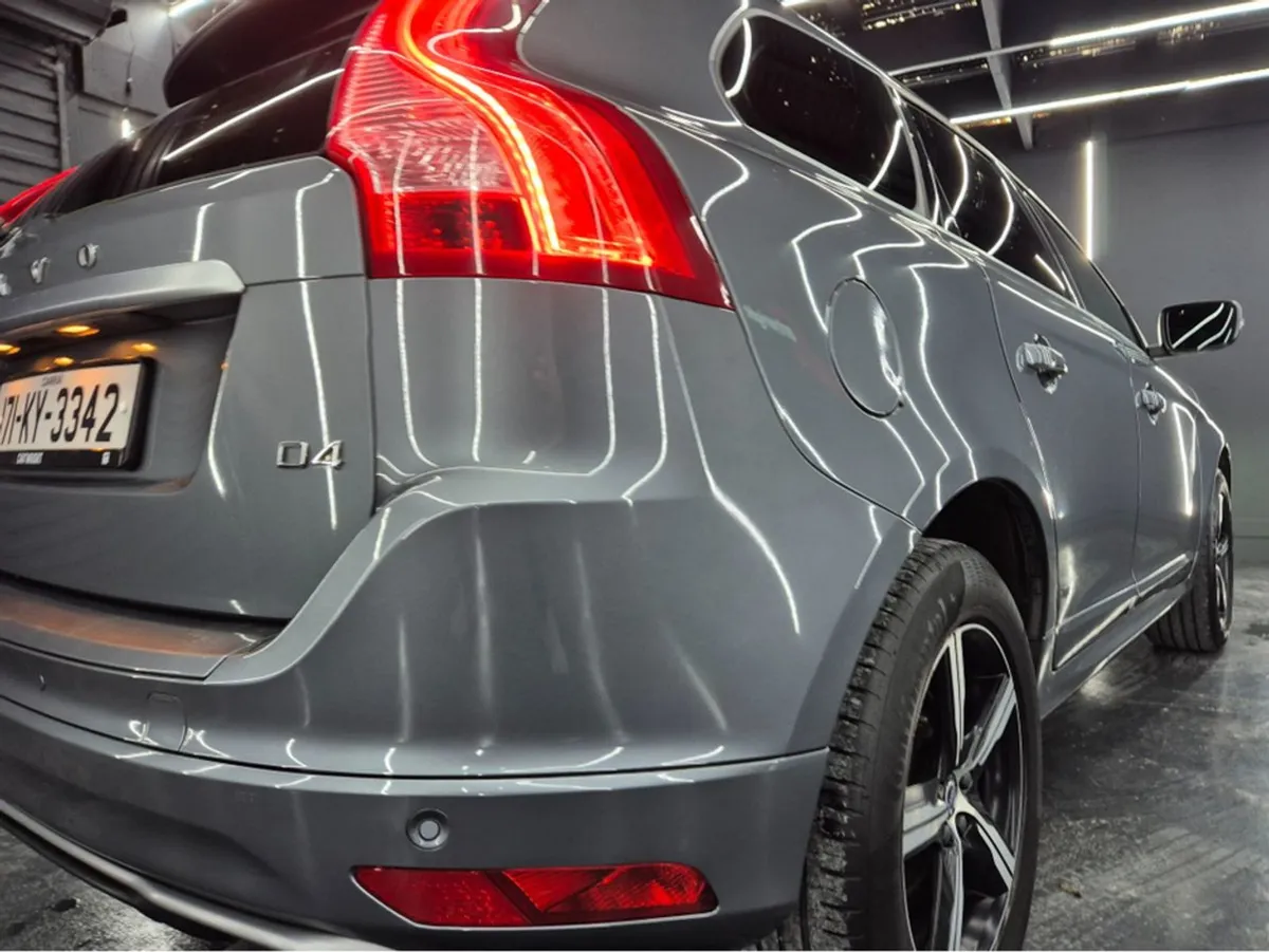 Volvo XC60 2.0 D4 R-design NAV 190BHP - Image 2