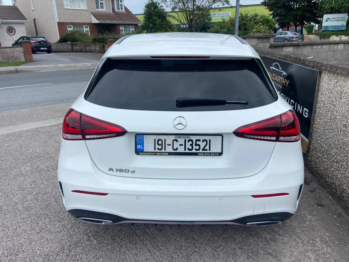 Mercedes A180d AMG Executive - Image 2