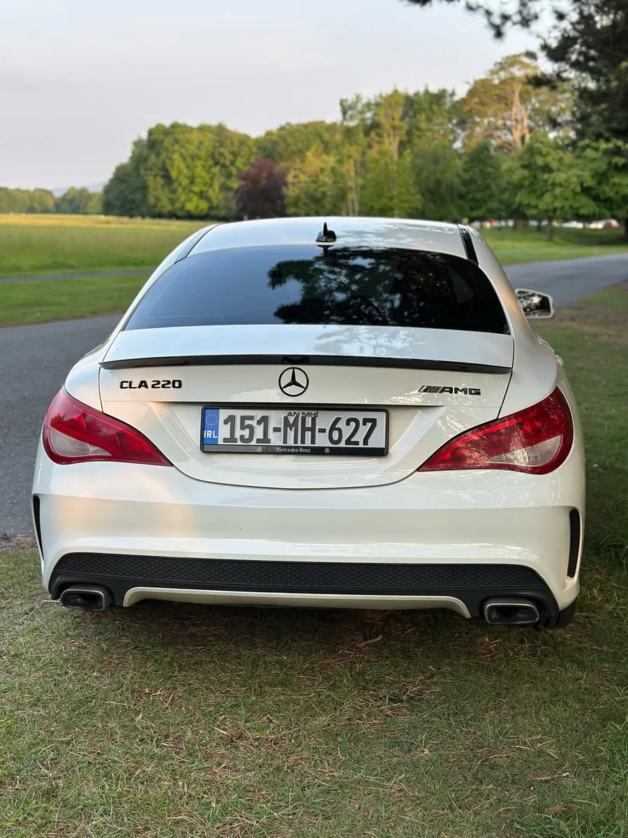 Mercedes Benz CLA AMG SPORT - Image 4