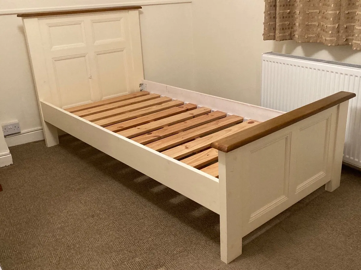 Single bed and bedside locker - Image 3