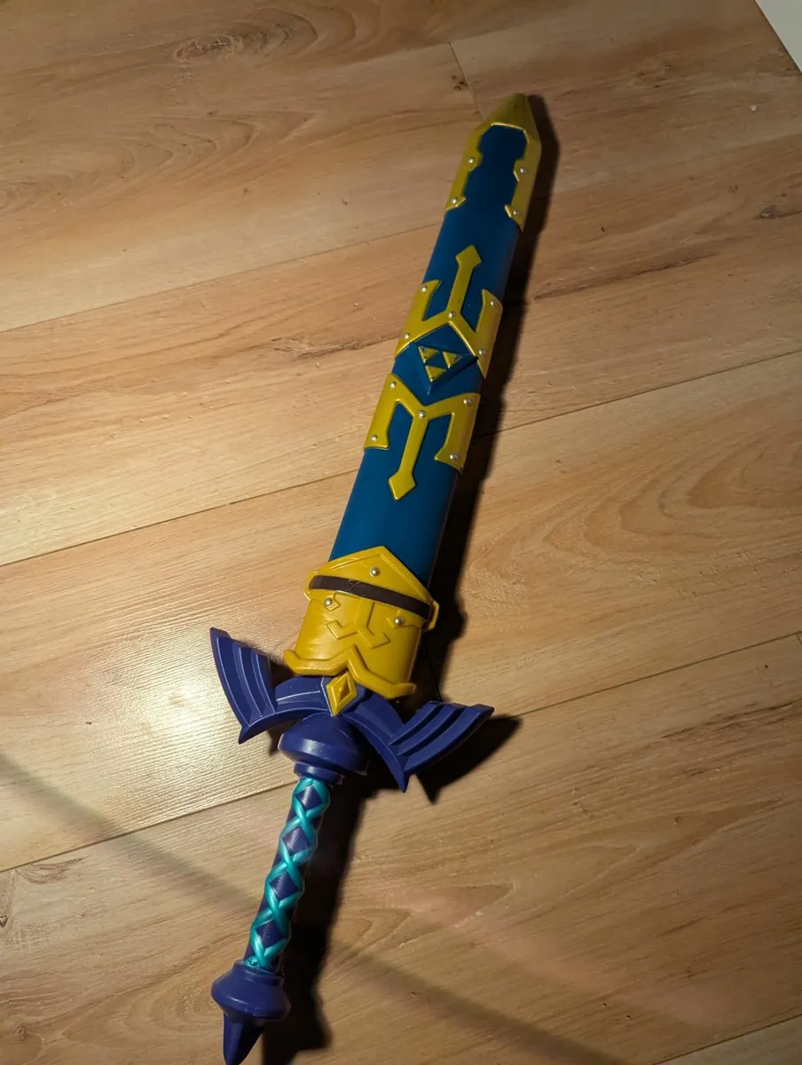 Legend of Zelda master sword - Image 2
