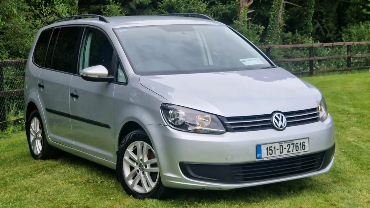 Volkswagen Touran 1.6 TDI ( LOW MILEAGE ) - Image 3