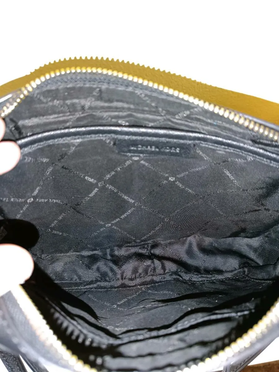 Bundle of Michael Kors bag FREE POSTAGE - Image 3