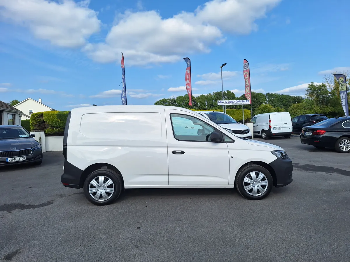 Volkwagen Caddy 2.0 TDi *High Spec/Immaculate - Image 2