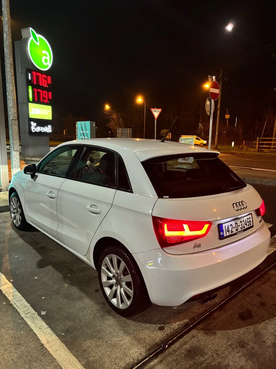 2014 White Audi A1 // 1.4 Petrol // TFSI // 5 Door - Image 4