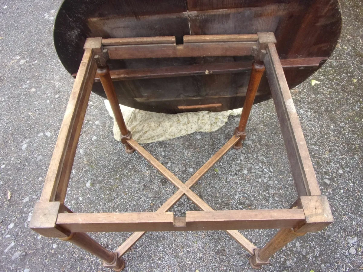 Round Dining Table - Image 3