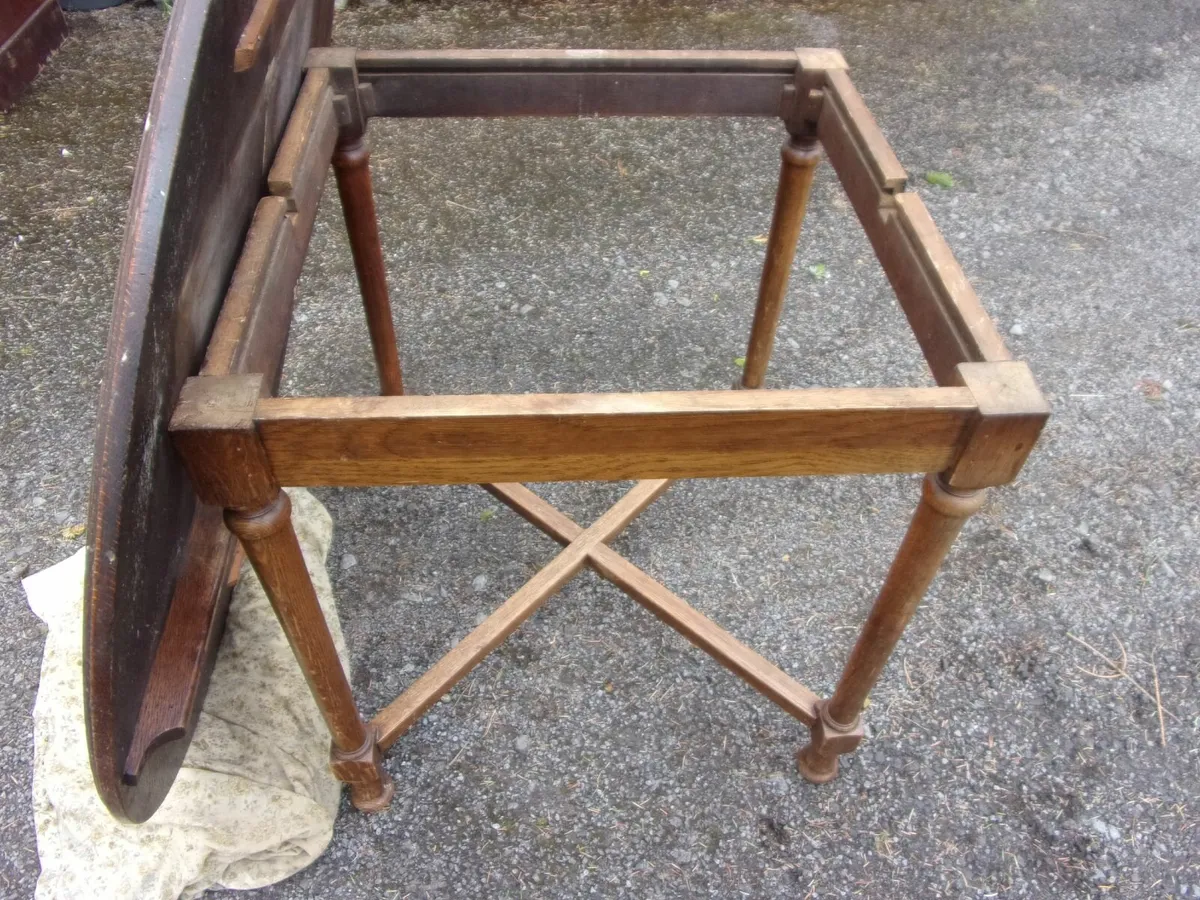 Round Dining Table - Image 4