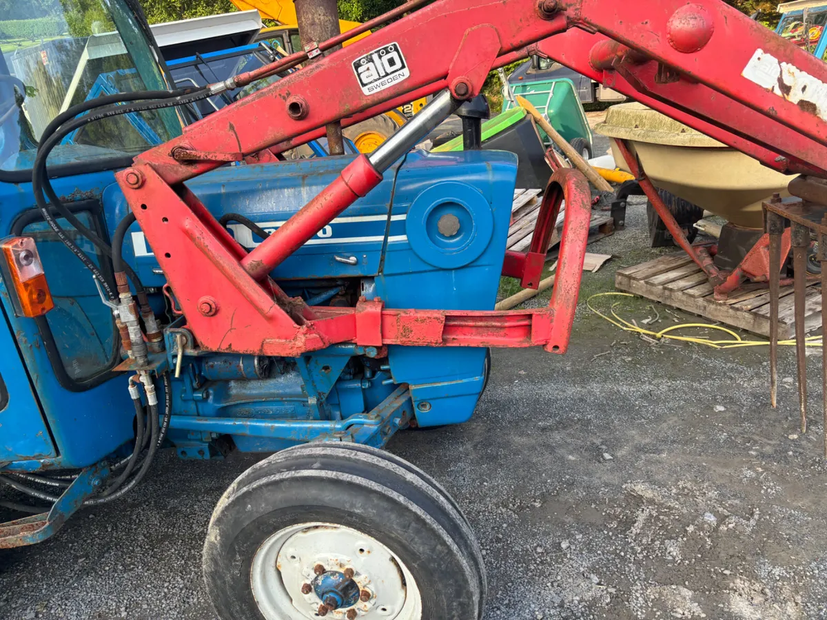 Ford 3600 - Image 4
